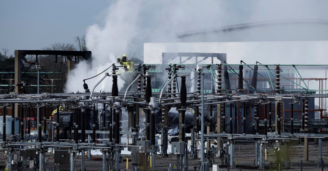 Heathrow Was Warned of Power Supply Vulnerabilities, Airlines Advocate Says